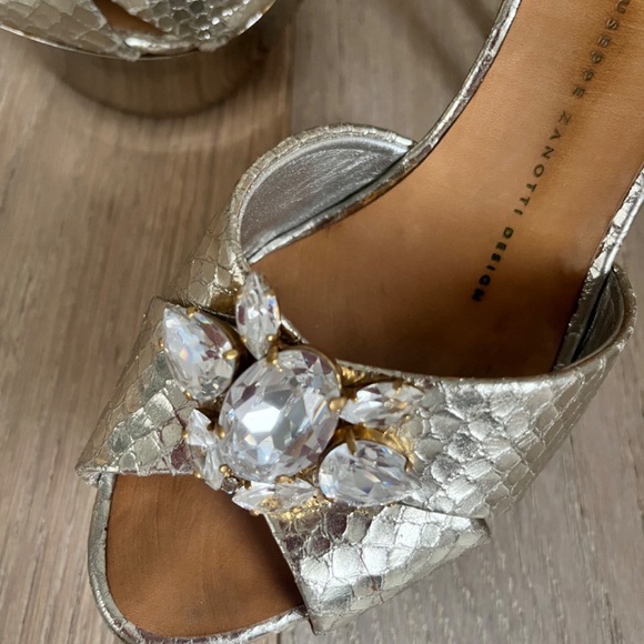 Giuseppe ZANOTTI open- toe heels - Picture 4 of 10